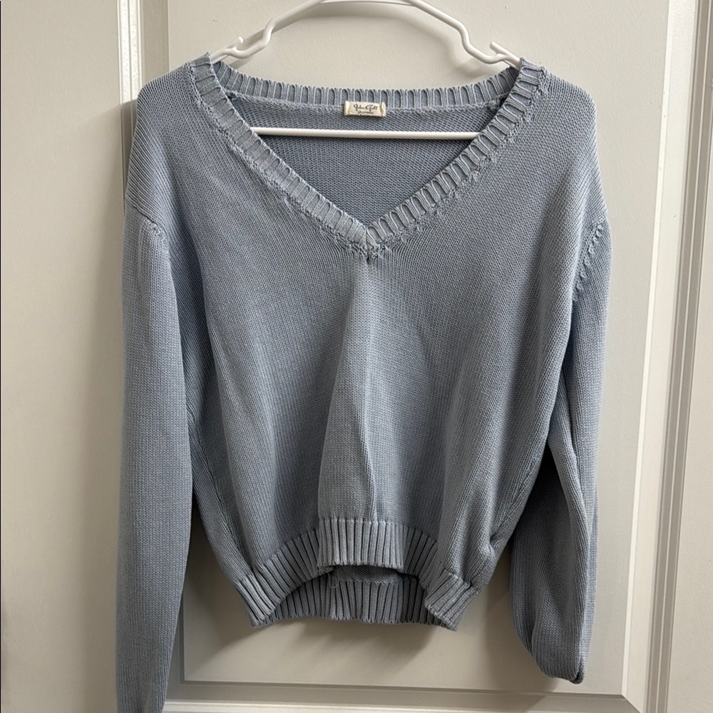 Brandy Melville Blue V-Neck Sweater Knit Relaxed Fit